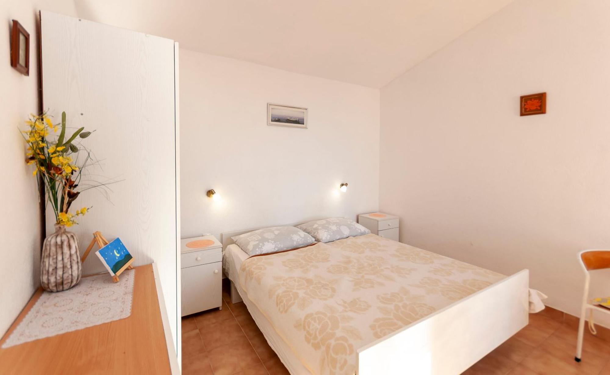 Apartments Niko Pisak Exterior photo